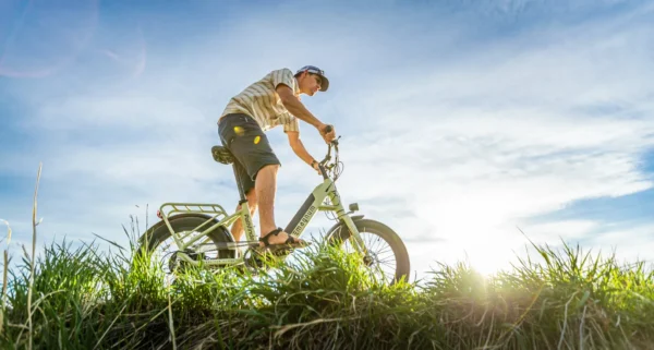 Magnum Pathfinder 500W: A Compact E-Bike Built for Adventure